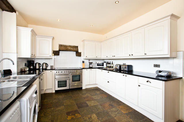 Spacious fully equipped fitted farm house kitchen- The Grange Spacious fully equipped fitted farm house kitchen- The Grange