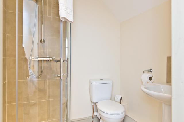 Clean & Modern Shower Rooms