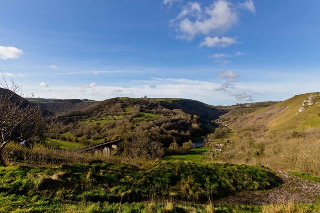 Situated minutes away from the breathtaking Monsal Dale Situated minutes away from the breathtaking Monsal Dale