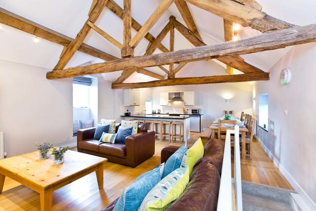 Bat's Belfry - Open Plan Living/Dining Area Bat's Belfry - Open Plan Living/Dining Area