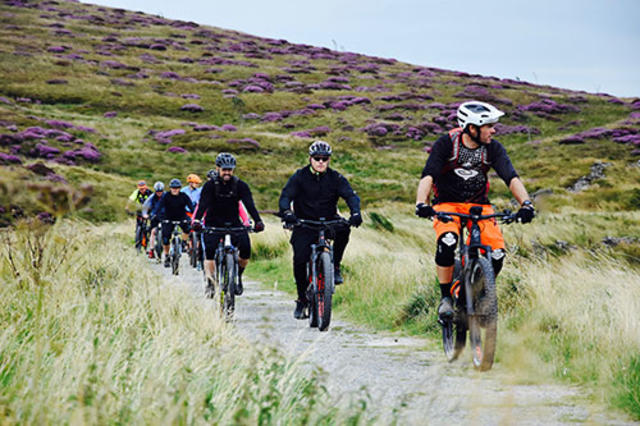 Peak District Family Cycling Activity - Moors UK Derbyshire Holiday activities