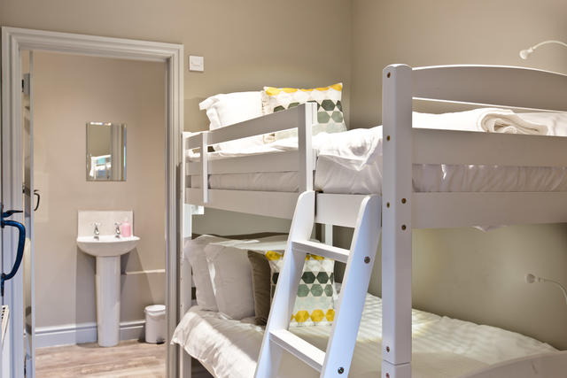Manifold Barns - Bedroom 13 (Full size bunk beds) Manifold Barns - Bedroom 13 (Full size bunk beds)