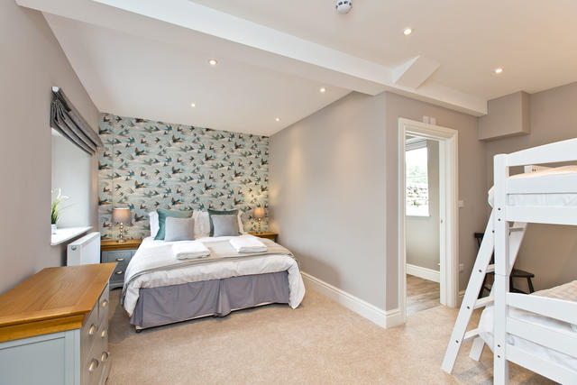 Manifold Farmhouse - Bedroom 1 Manifold Farmhouse - Bedroom 1