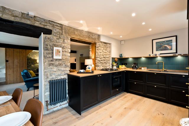 Open Plan Kitchen / Dining Area Open Plan Kitchen / Dining Area