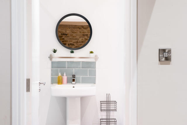 Ensuite Shower room details Ensuite Shower room details